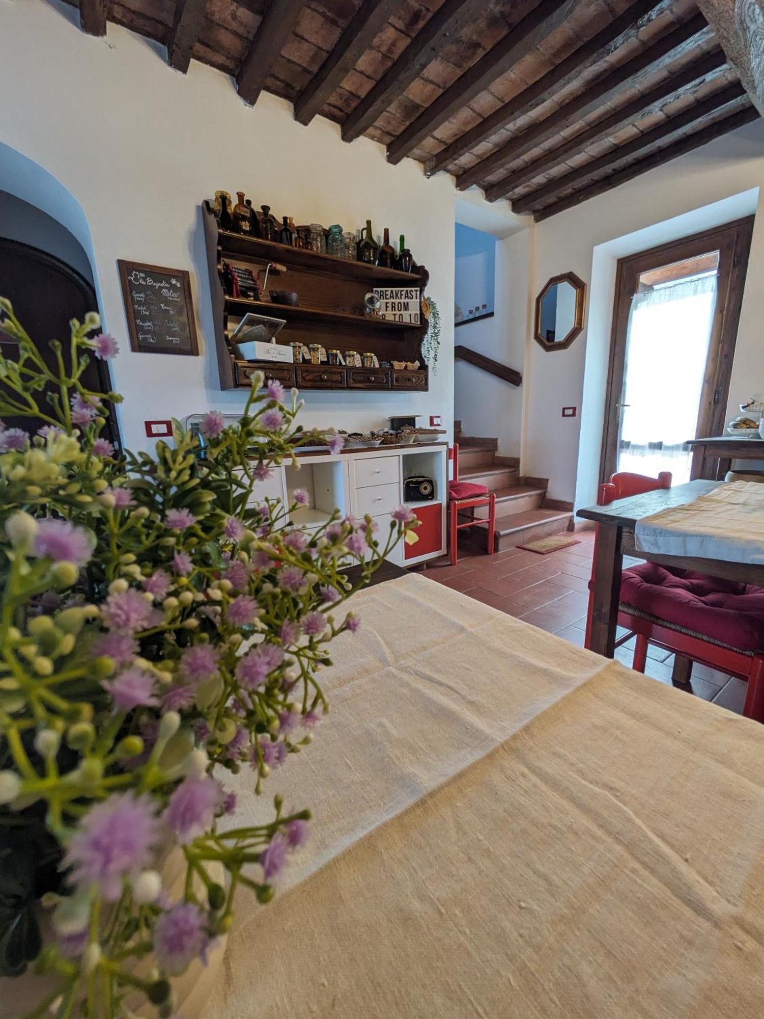 La Bugneta Acomodação com café da manhã Pietrasanta Exterior foto